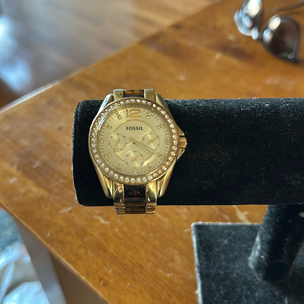 Fossil watch